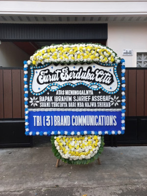 Papan Bunga Duka di Petuk Bukit